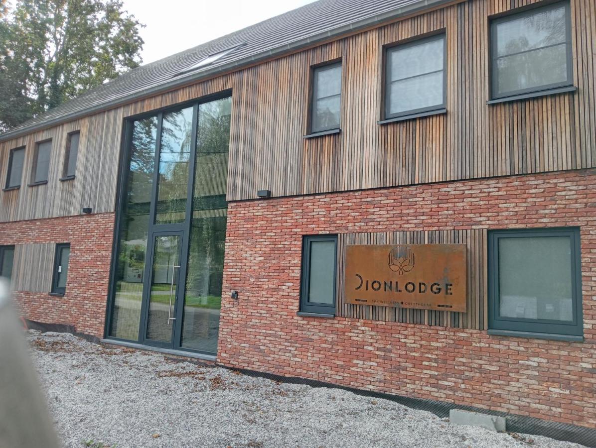 Dionbulles & Dionlodge Guesthouse, Private Wellness Pool In Option Chaumont-Gistoux エクステリア 写真